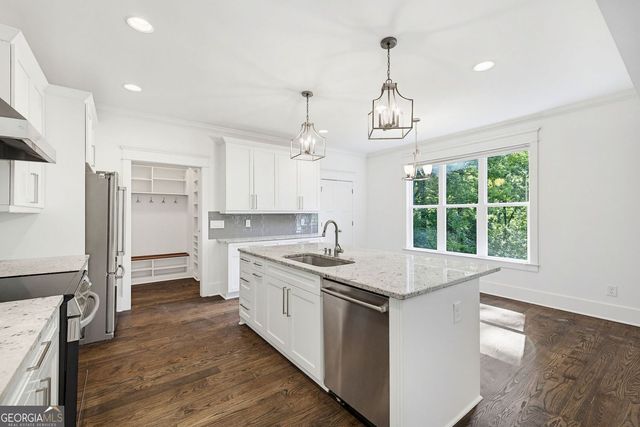 1067 Vista Trail NE, Atlanta, GA 30324