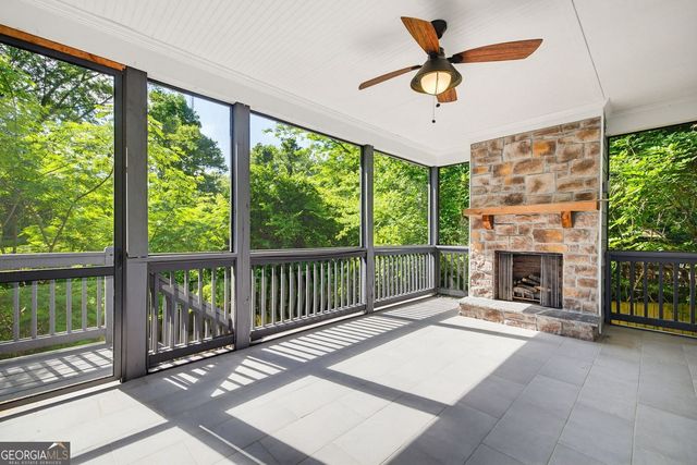 1067 Vista Trail NE, Atlanta, GA 30324
