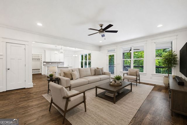 1067 Vista Trail NE, Atlanta, GA 30324