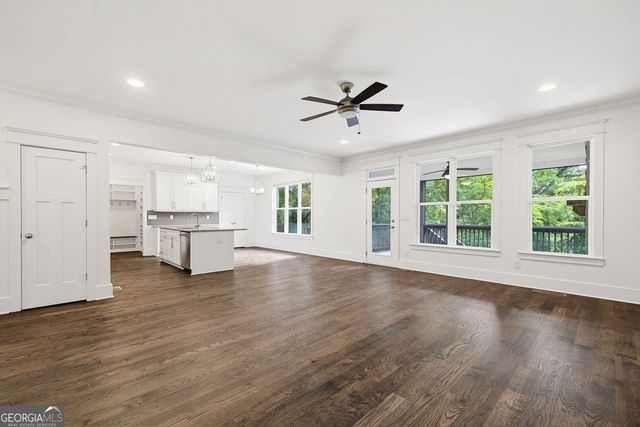 1067 Vista Trail NE, Atlanta, GA 30324