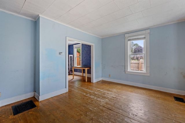 376 Portland Street, St. Johnsbury, VT 05819