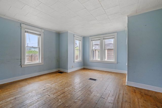 376 Portland Street, St. Johnsbury, VT 05819