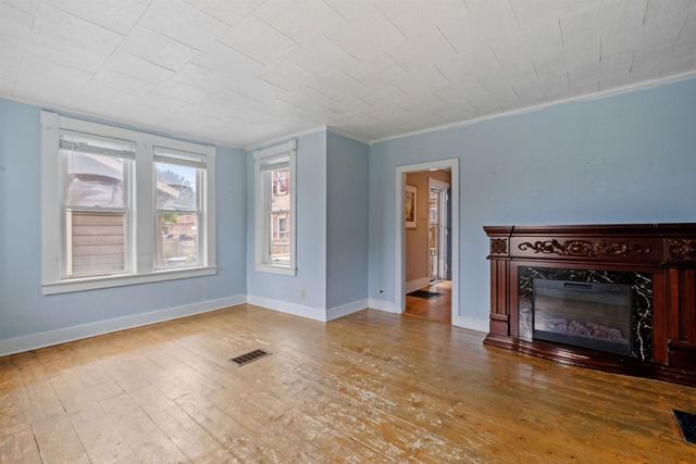 376 Portland Street, St. Johnsbury, VT 05819