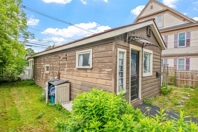 376 Portland Street, St. Johnsbury, VT 05819