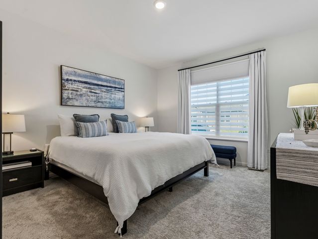 1205 Ardmoor Drive, Crystal Lake, IL 60012