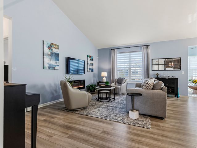 1205 Ardmoor Drive, Crystal Lake, IL 60012