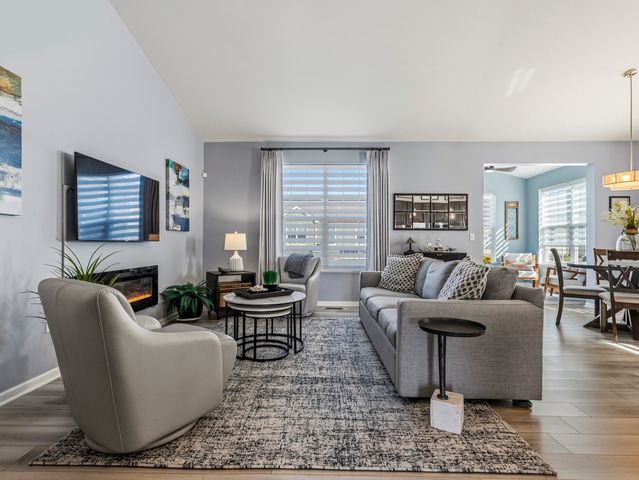 1205 Ardmoor Drive, Crystal Lake, IL 60012