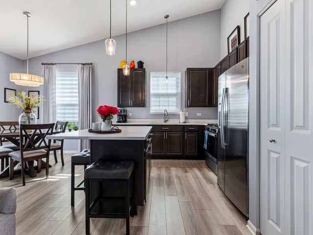 1205 Ardmoor Drive, Crystal Lake, IL 60012