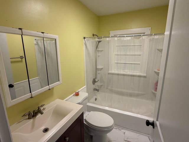 2707 Fairmont Street, Paducah, KY 42003