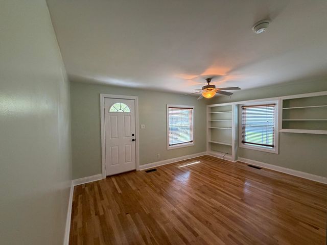2707 Fairmont Street, Paducah, KY 42003