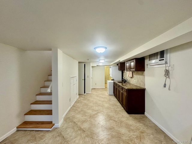 164-36 77th Road, Fresh Meadows, NY 11366