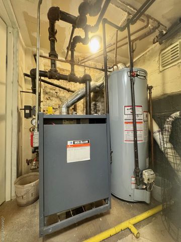 164-36 77th Road, Fresh Meadows, NY 11366