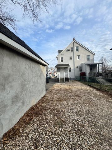 164-36 77th Road, Fresh Meadows, NY 11366