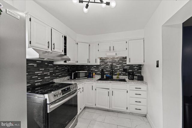 904 N 6TH ST, Reading, PA 19601