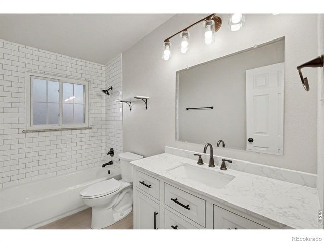 1801 24th Ave Ct, Greeley, CO 80634