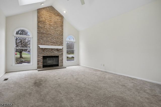 400 Thomas Stewart Way, Greenwich Twp., NJ 08886