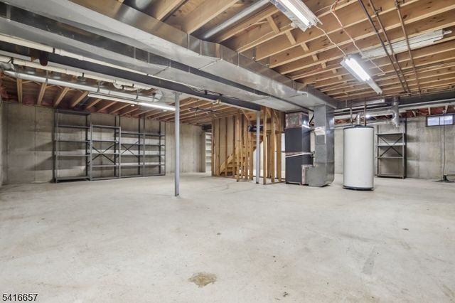 400 Thomas Stewart Way, Greenwich Twp., NJ 08886