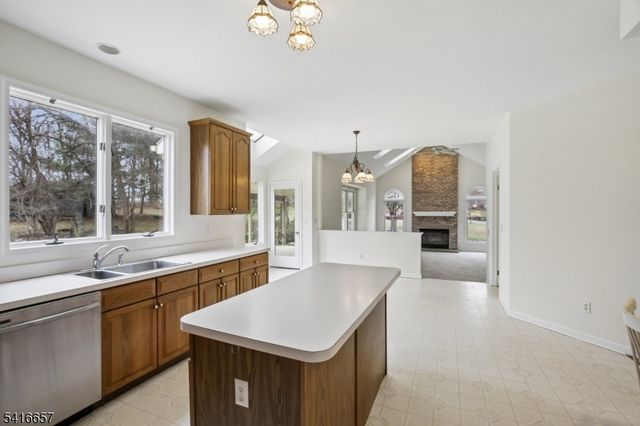 400 Thomas Stewart Way, Greenwich Twp., NJ 08886