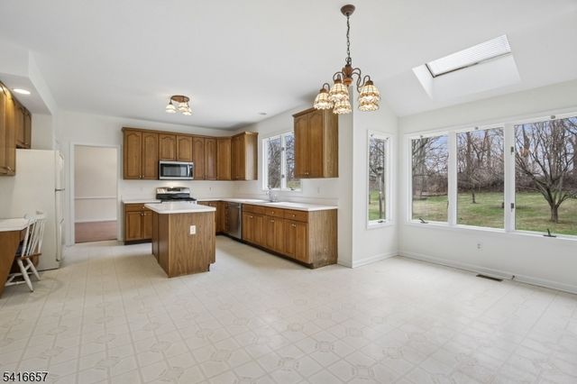 400 Thomas Stewart Way, Greenwich Twp., NJ 08886