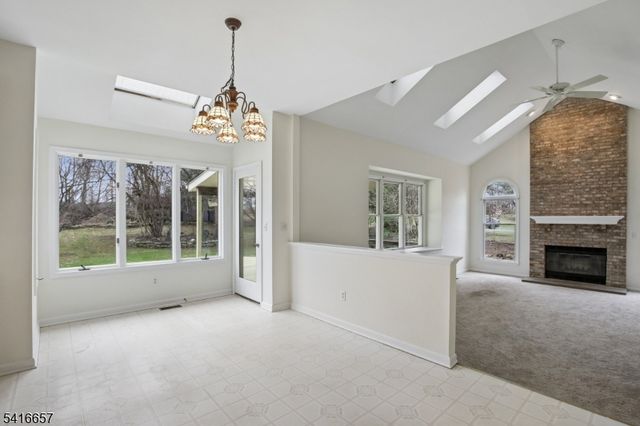 400 Thomas Stewart Way, Greenwich Twp., NJ 08886