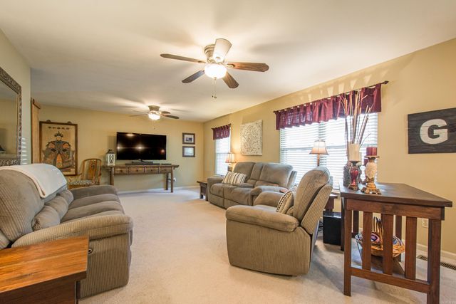 31 Flintwood Drive, Little Rock, AR 72227