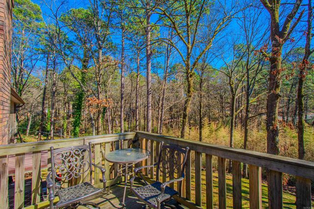 31 Flintwood Drive, Little Rock, AR 72227