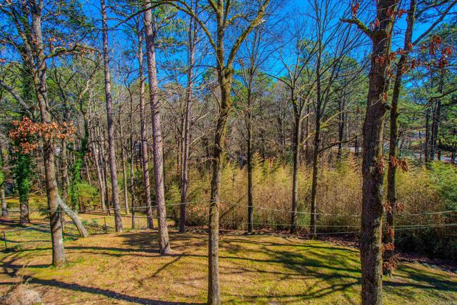 31 Flintwood Drive, Little Rock, AR 72227