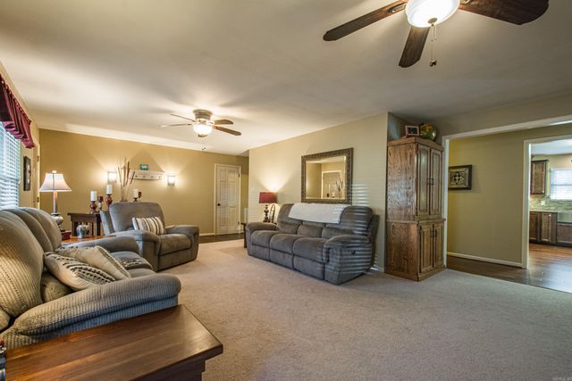 31 Flintwood Drive, Little Rock, AR 72227