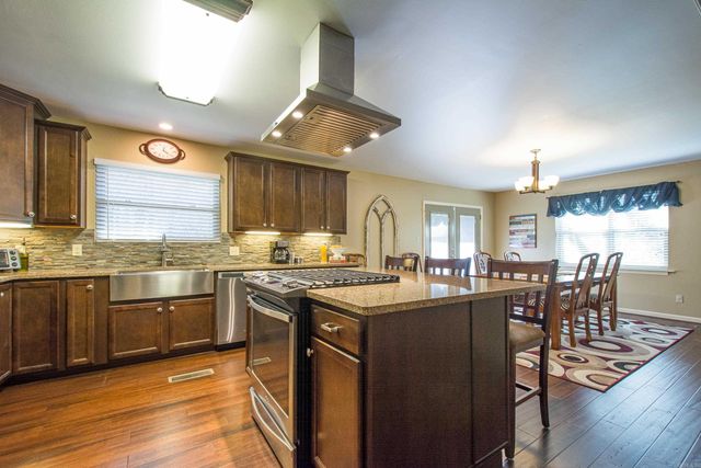 31 Flintwood Drive, Little Rock, AR 72227