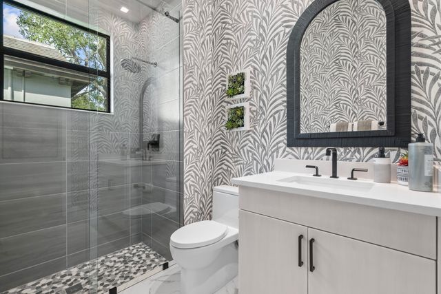 9259 Seaglass Court, Vero Beach, FL 32963