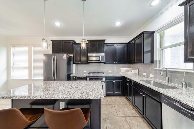 10300 Bennet Drive, Mckinney, TX 75072