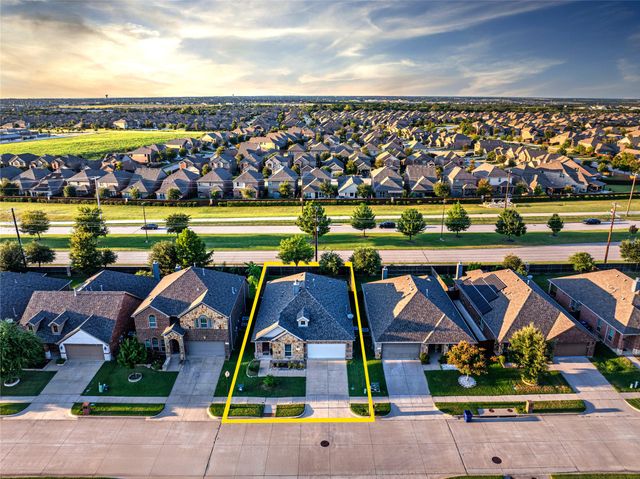 10300 Bennet Drive, Mckinney, TX 75072