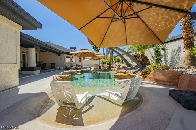 3125 Shadowleaf Court, Las Vegas, NV 89117