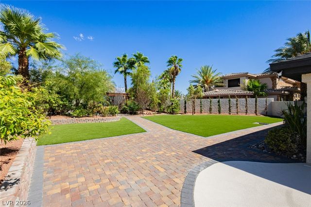3125 Shadowleaf Court, Las Vegas, NV 89117