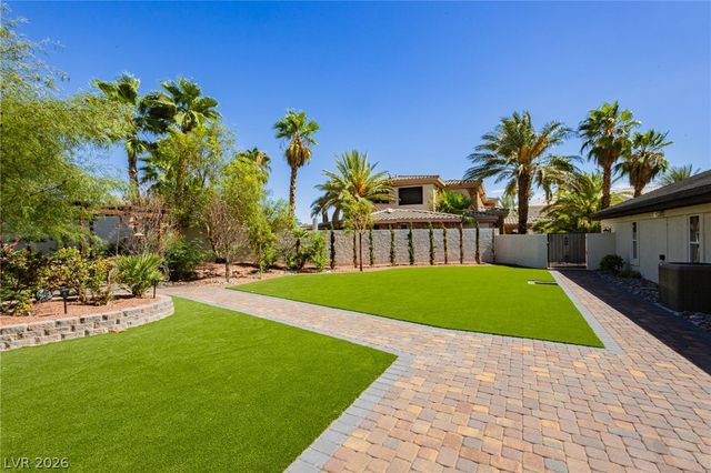 3125 Shadowleaf Court, Las Vegas, NV 89117