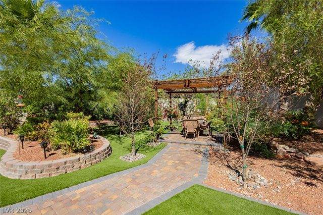 3125 Shadowleaf Court, Las Vegas, NV 89117