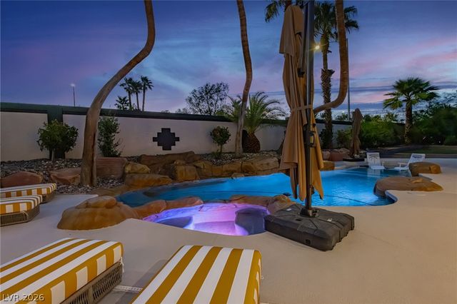 3125 Shadowleaf Court, Las Vegas, NV 89117