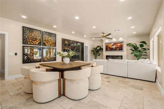 3125 Shadowleaf Court, Las Vegas, NV 89117