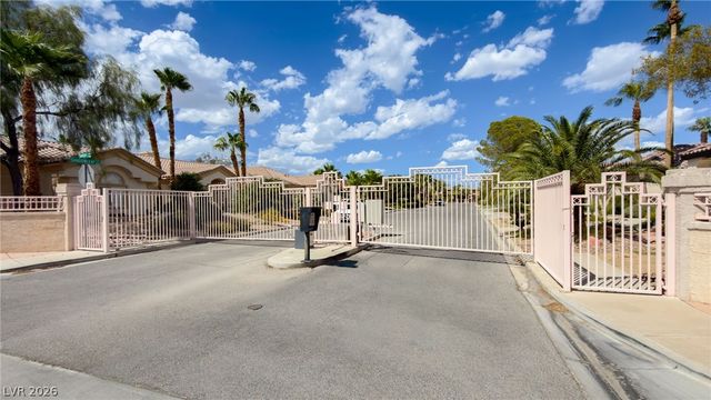 3125 Shadowleaf Court, Las Vegas, NV 89117