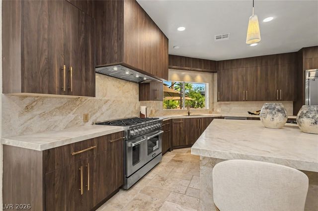 3125 Shadowleaf Court, Las Vegas, NV 89117