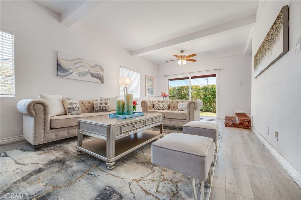 Image 15 of property listing at 3219 Fairman, Lakewood, CA 90712