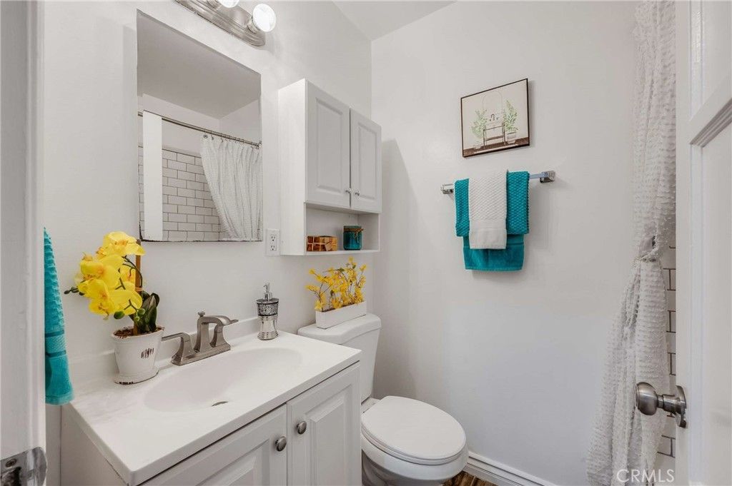 Image 16 of property listing at 3219 Fairman, Lakewood, CA 90712