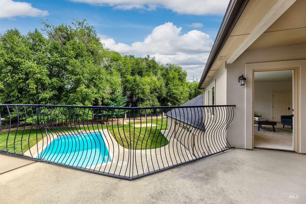 1450 E Covey Run Ct, Eagle, ID 83616 photo 37