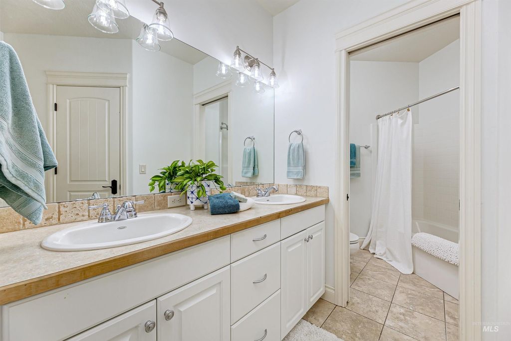 1450 E Covey Run Ct, Eagle, ID 83616 photo 42
