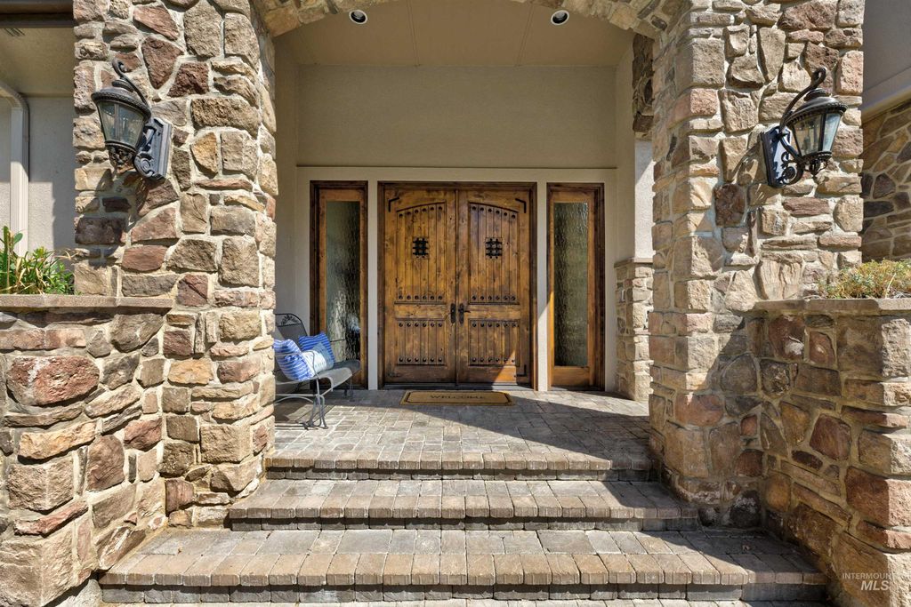 1450 E Covey Run Ct, Eagle, ID 83616 photo 6