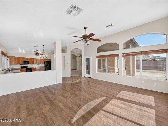 4209 W WAHALLA Lane, Glendale, AZ 85308