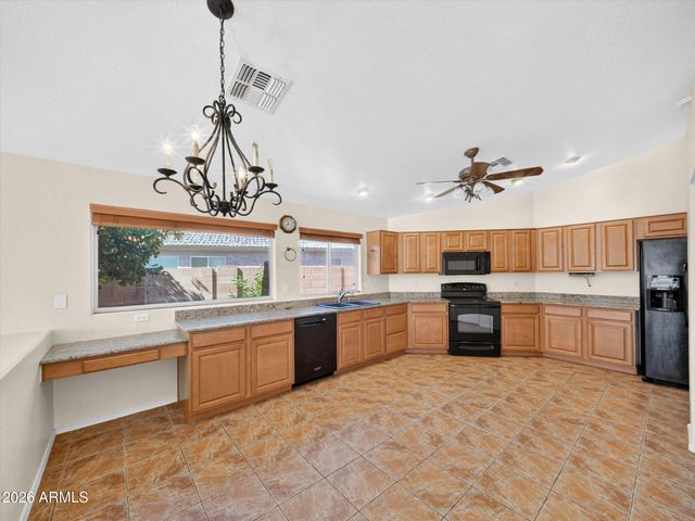 4209 W WAHALLA Lane, Glendale, AZ 85308