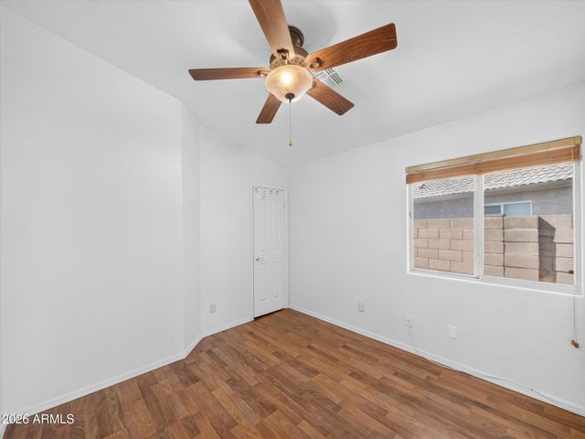 4209 W WAHALLA Lane, Glendale, AZ 85308