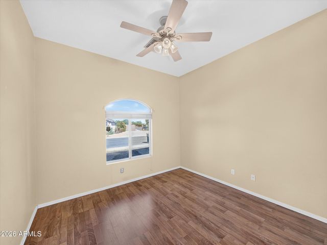 4209 W WAHALLA Lane, Glendale, AZ 85308