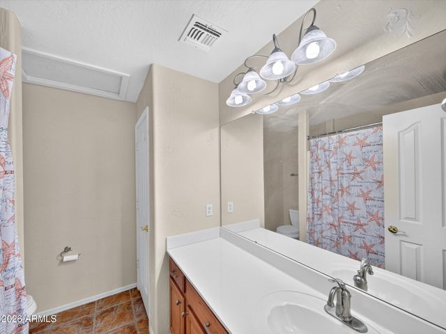4209 W WAHALLA Lane, Glendale, AZ 85308